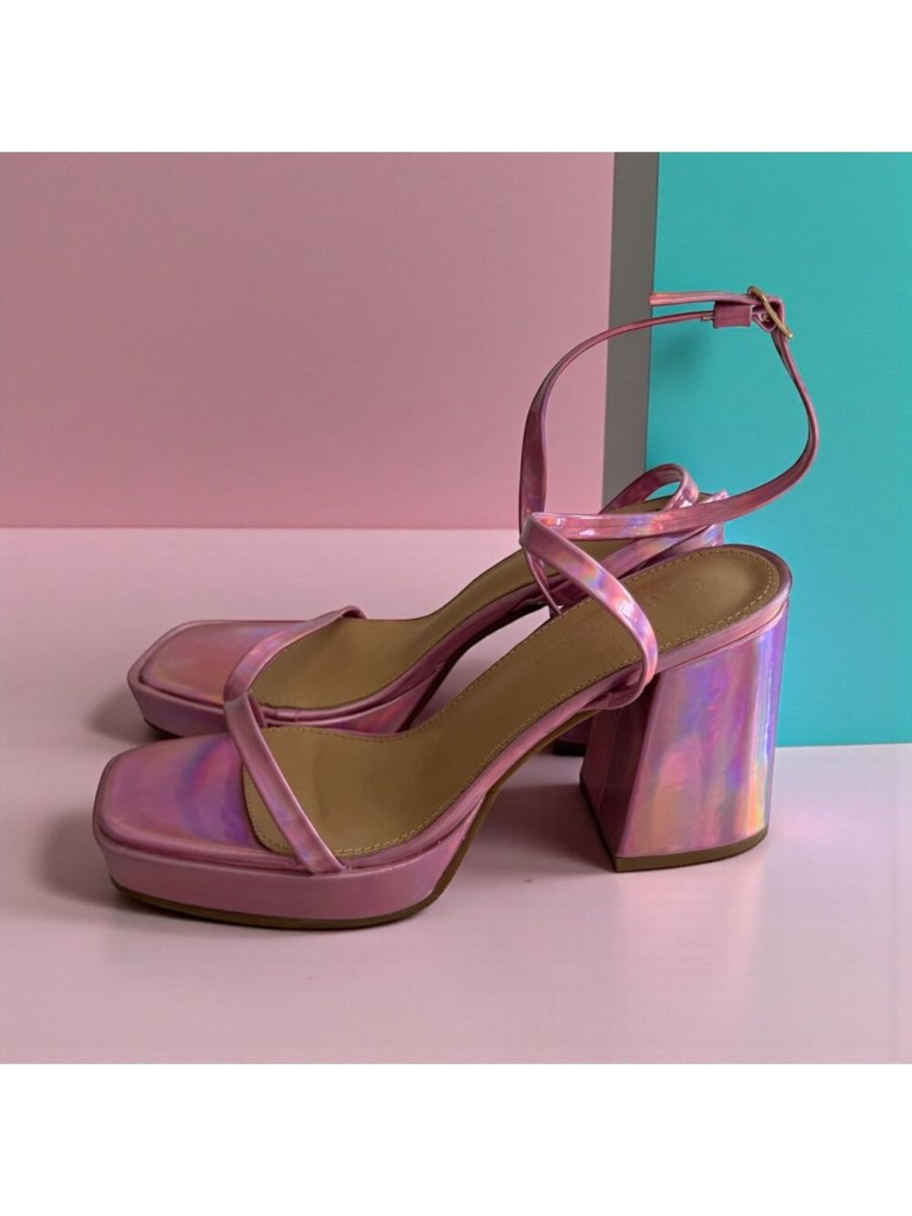 OLIVIA & KATE Metallic Pink Block Sandals Heels Size 7.5